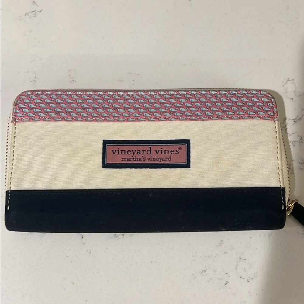 Vineyard Vines Women's Continental Wallet
